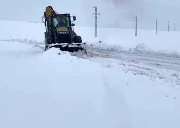 Ağrı’da kapalı köy yolları ulaşıma açılıyor