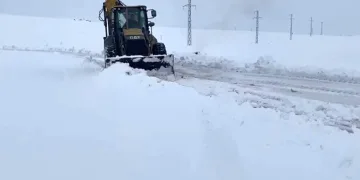 Ağrı’da kapalı köy yolları ulaşıma açılıyor