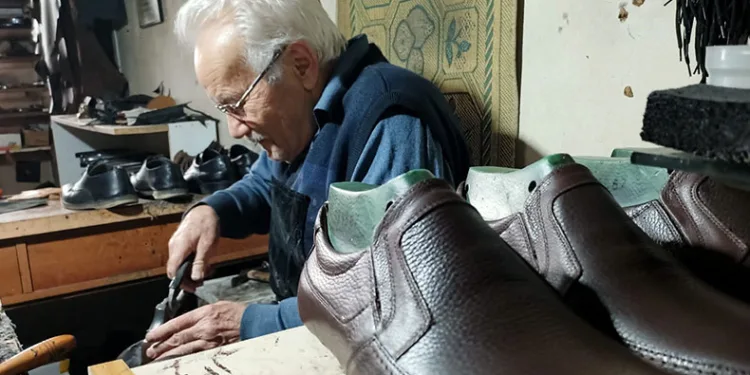 Bolulu vatandaşlar en çok ayakkabılardan şikayetçi