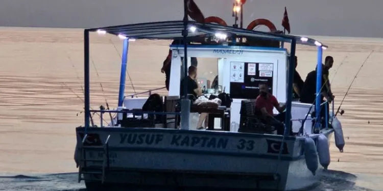 Balık tutmak için açıldığı denizde kalp krizi geçirdi