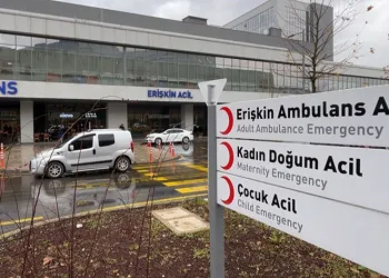 Evinin yakınında silahla vurulmuş halde bulundu
