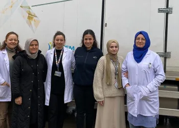 Çalışan kadınlara önce eğitim sonra tarama yapıldı