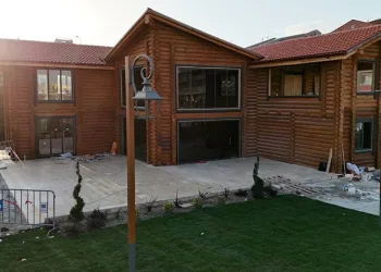 Tomruk kafe Altıeylül’e çok yakışacak