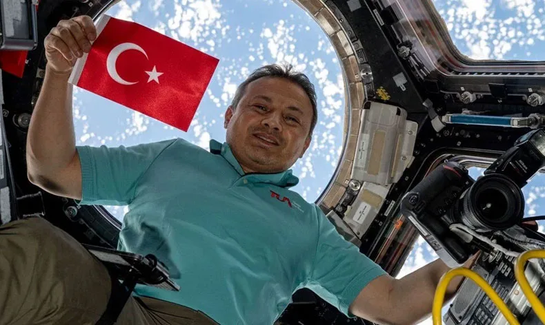 Alper Gezeravcı dünyaya dönüş rotasını anlattı