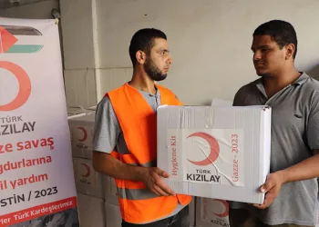 Kızılay tonlarca yardımı Gazze’ye ulaştırdı