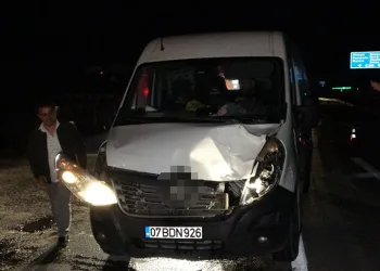 Yeni yıla saatler kala kamyonetin altında kaldı