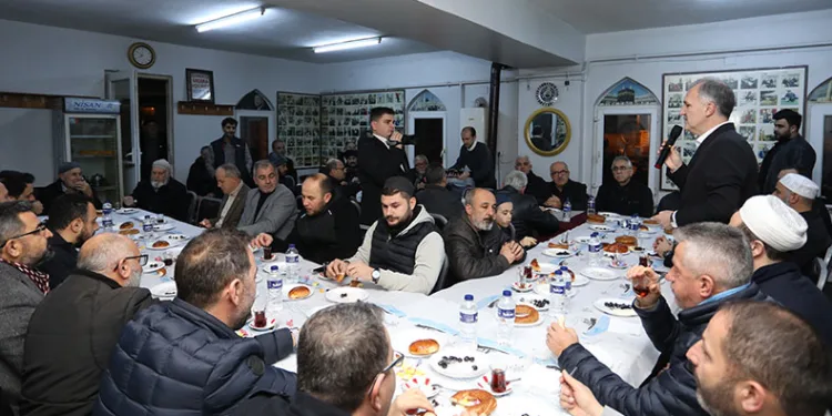 Bereket sofrası Hürriyet Camiinde kuruldu