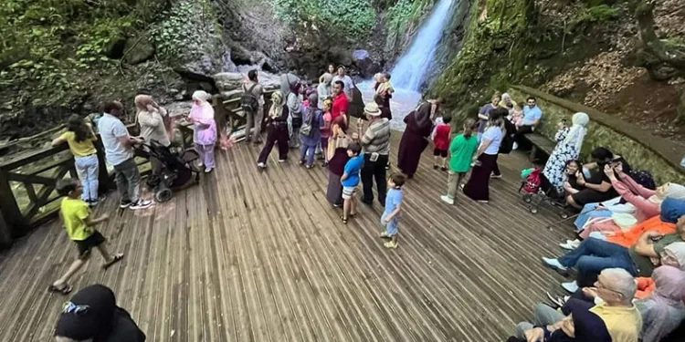 5 turistik alanı 263 bin kişi ziyaret etti