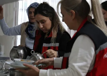 50 bin depremzedeye psikososyal destek hizmeti verildi
