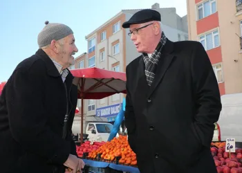 Başkan Kurt’tan salı pazarına ziyaret