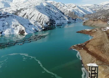 Göyne Sulama Barajı buzla kaplandı