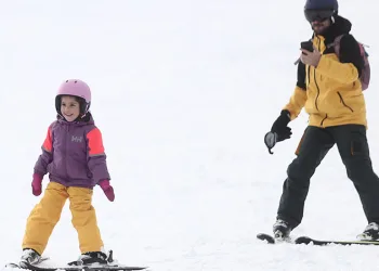 Uludağ’da kayak sezonu resmen açıldı