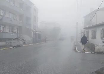 Balıkesir güne sisle uyandı
