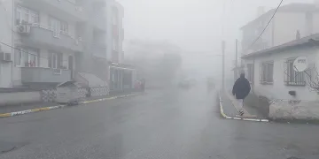 Balıkesir güne sisle uyandı