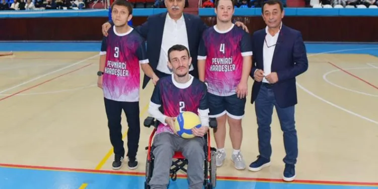 Engelli voleybol takımına büyük destek