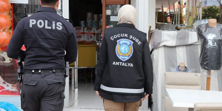 Okul çevreleri ve servisler denetlendi