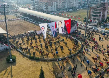 Şampiyon develer Denizli arenasına çıkıyor