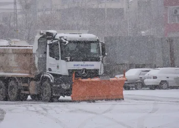 Siirt’te karla mücadele mesaisi başladı