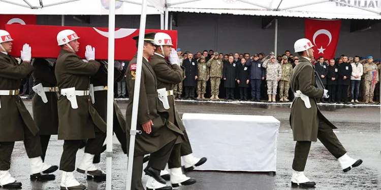 Bakan Güler şehit törenin katıldı