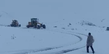 Muradiye’de yol açma çalışması