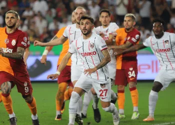 Galatasaray ile Gaziantep FK 10. randevuda