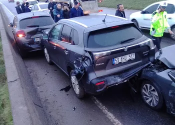 Çorlu’da 10 araçlı zincirleme kaza
