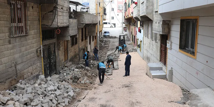 Haliliye’de üstyapı için tüm ekipler sahada
