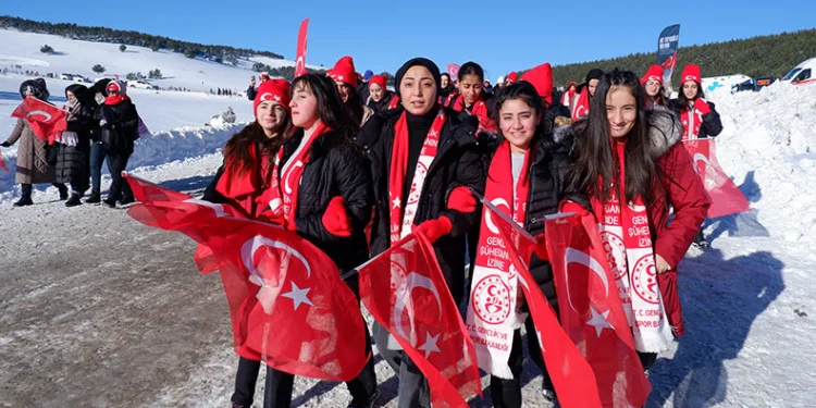 Binlerce kişi şehitler için Sarıkamış’ta yürüdü
