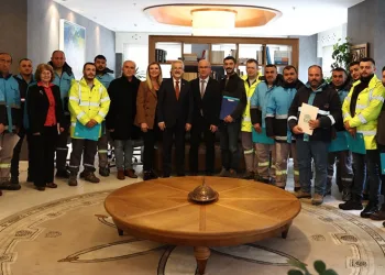 Eğitim sertifikalarını Başkan Erdem verdi