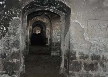 Kars’ta tabyalar yok oluyor
