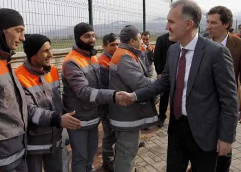 Geri dönüşüm hamlesiyle binlerce ağaç kurtarıldı
