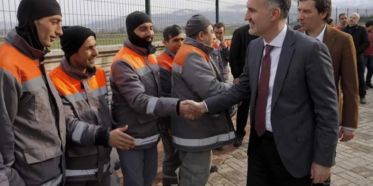 Geri dönüşüm hamlesiyle binlerce ağaç kurtarıldı