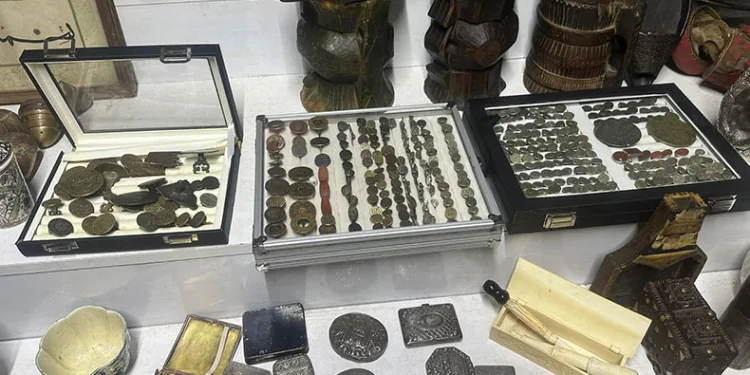 Ev ev değil, tarihi eser müzesi