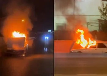 Bursa’da seyir halindeki otomobil alev topuna döndü