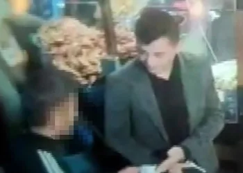 Hem para istedi hem bıçaklayıp kaçtı