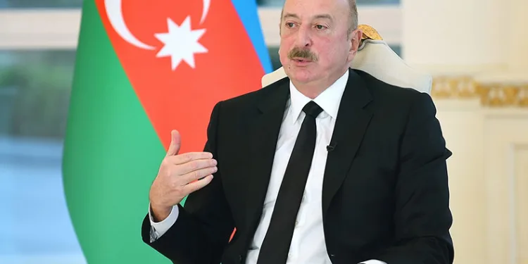 “Ermenistan’ı silahlandıran ülke Fransa’dır”