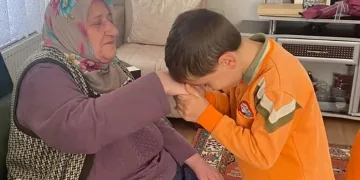 Şehit annesine anlamlı ziyaret