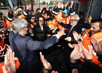 Nilüfer Belediyesi’nde toplu sözleşme sevinci