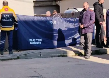 Tüfekle başından vurulmuş halde ölü bulundu
