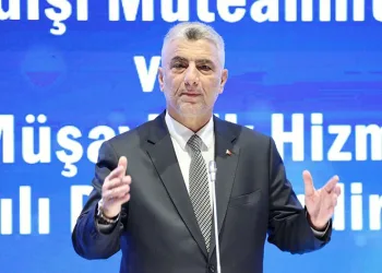“Müteahhitlerin Barcelona stadyumunu yenileme projesi semboldür”