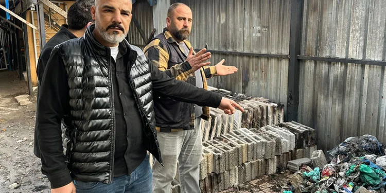 Gaziantep’te kundaklanan dükkan küle döndü