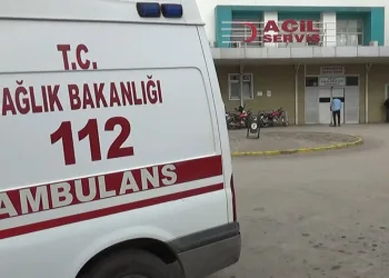 15 yaşındaki çocuğu darp ederek yol kenarına attılar