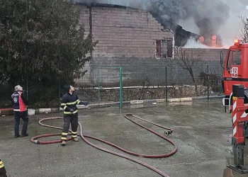 Diyarbakır’da depo yangını
