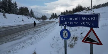 Geminbeli Geçiti görsel şölen oluşturdu