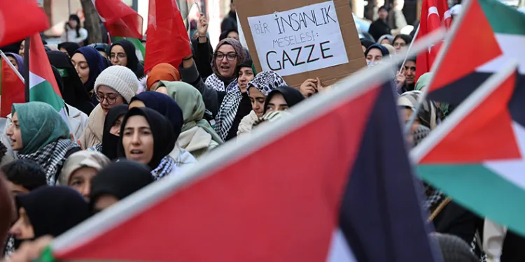 Elazığ’da teröre lanet, Filistin’e destek yürüyüşü