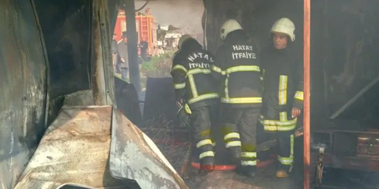 Hatay’da konteynerde yangın