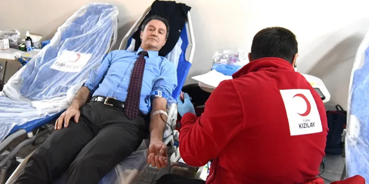 ESKİ personelinden kan bağışı
