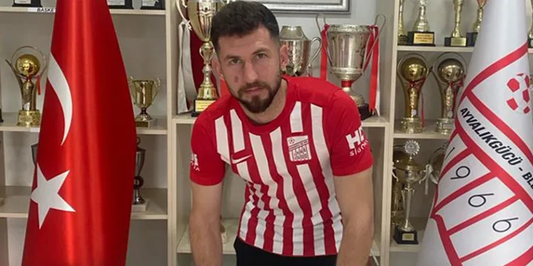 Akın Arıcan Ayvalıkgücü Belediyespor’da