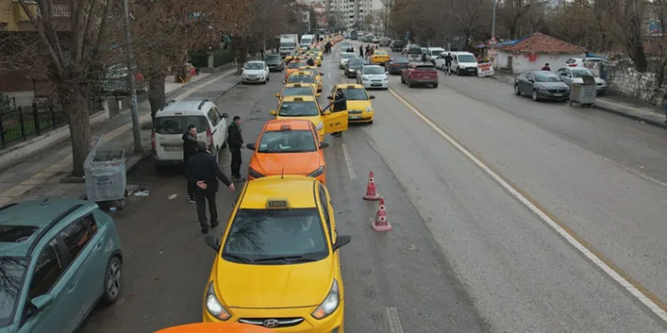 Ücret güncellemesi için kuyruk oluştu
