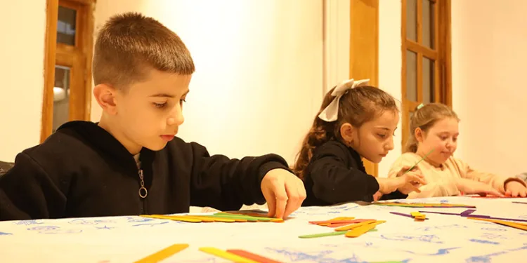 Çocuklar hem eğleniyor, hem de öğreniyor